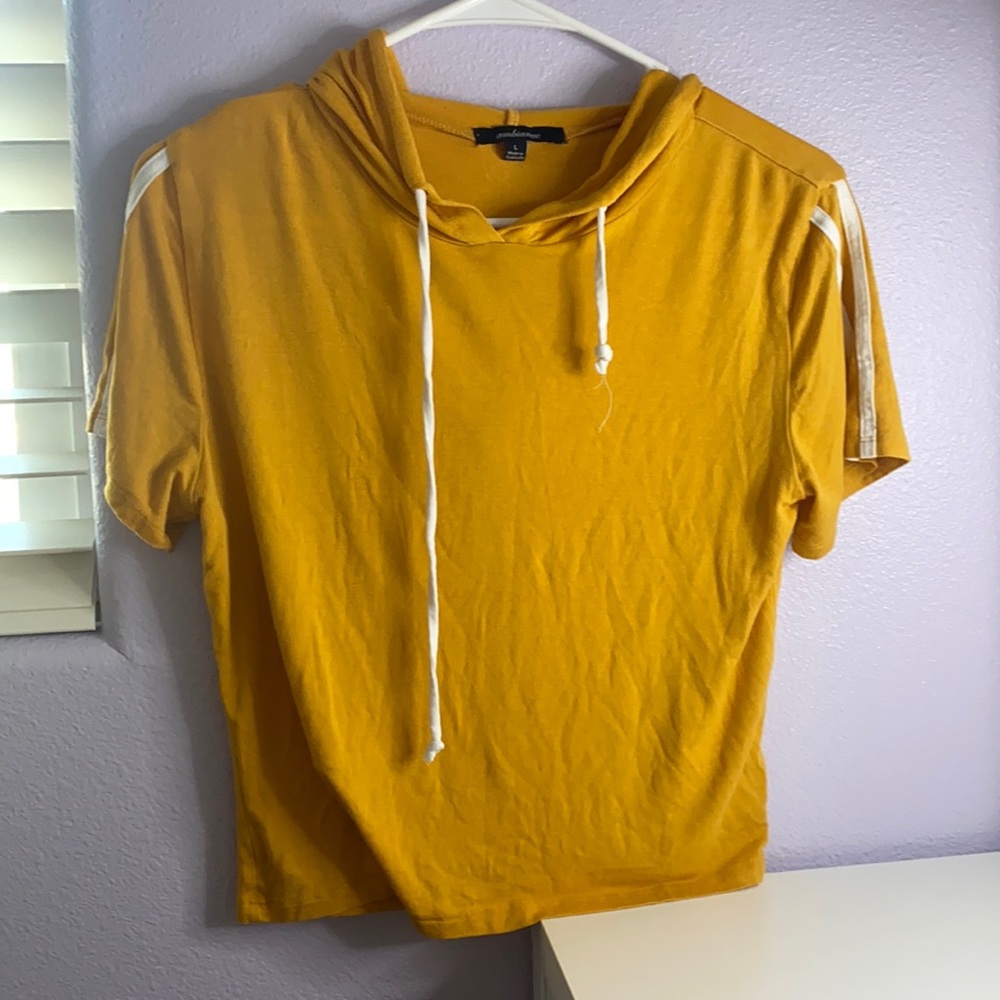 Yellow shirt with hood